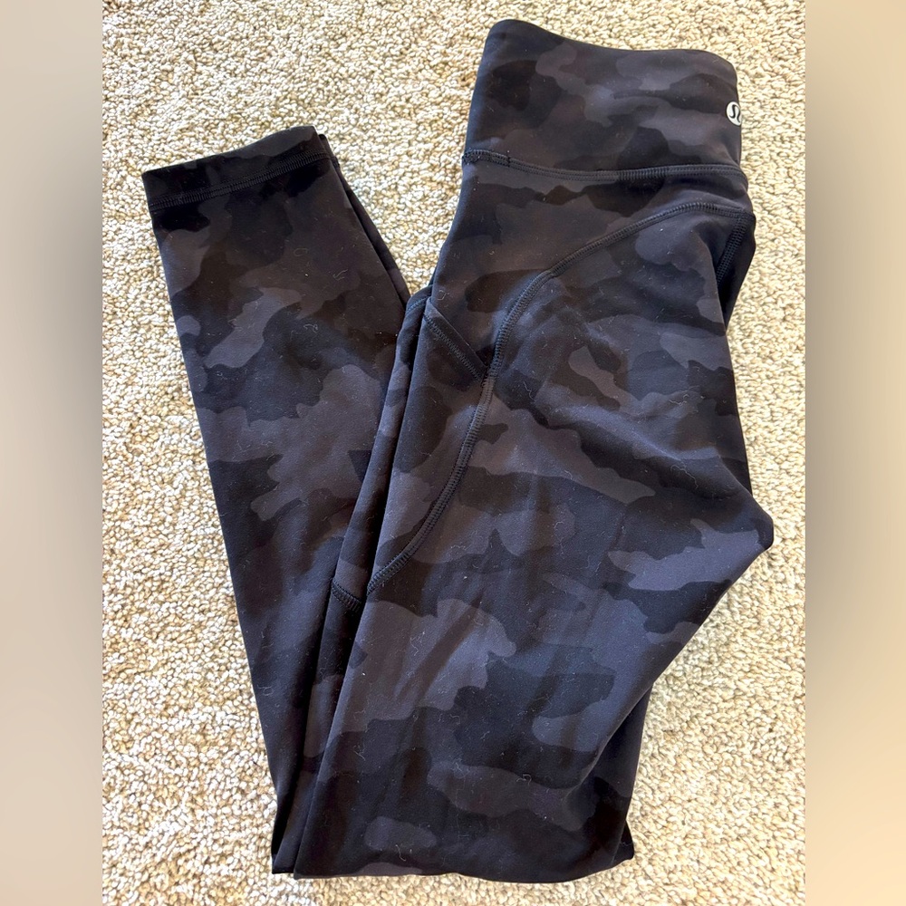 Lululemon Wunder Under leggings